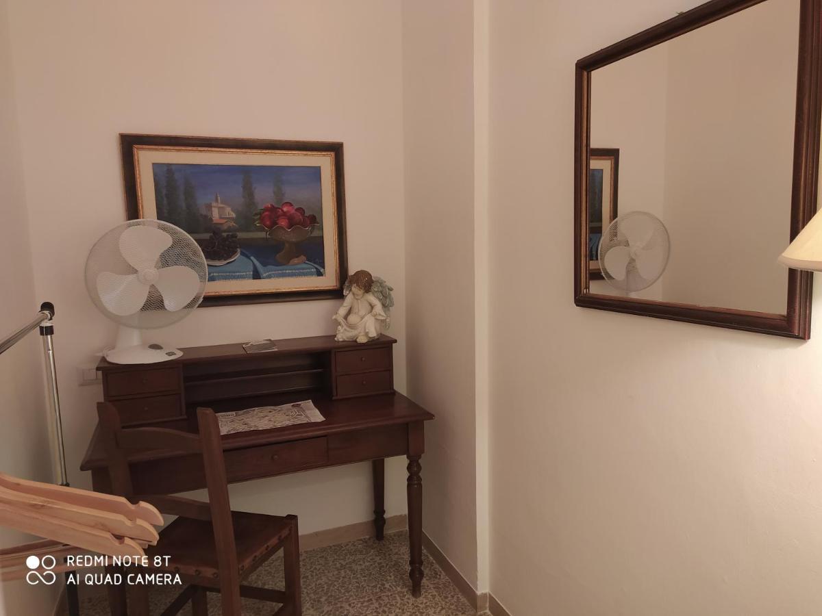 Bab San Feliciano Camere Фолиньо Экстерьер фото